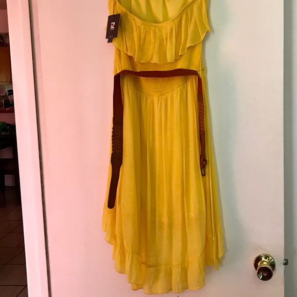 Juniors IZ Byer strapless yellow dress - Picture 6 of 7